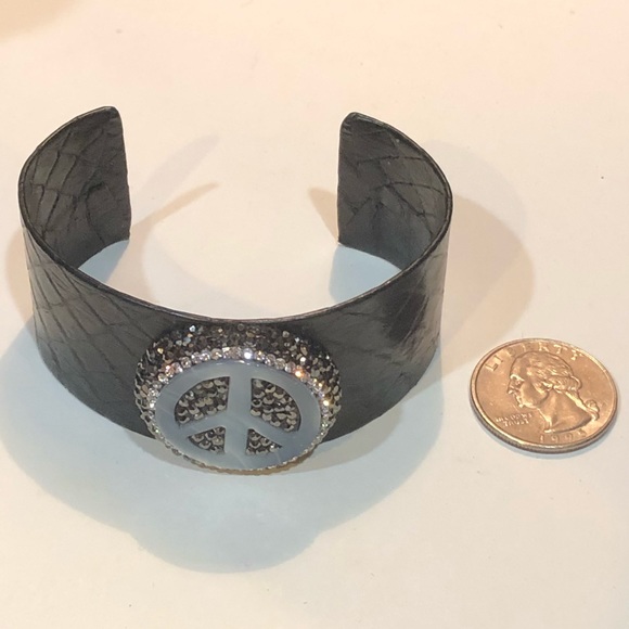 Black Leather MOP Bracelet Bangle Bracelet - Picture 6 of 8